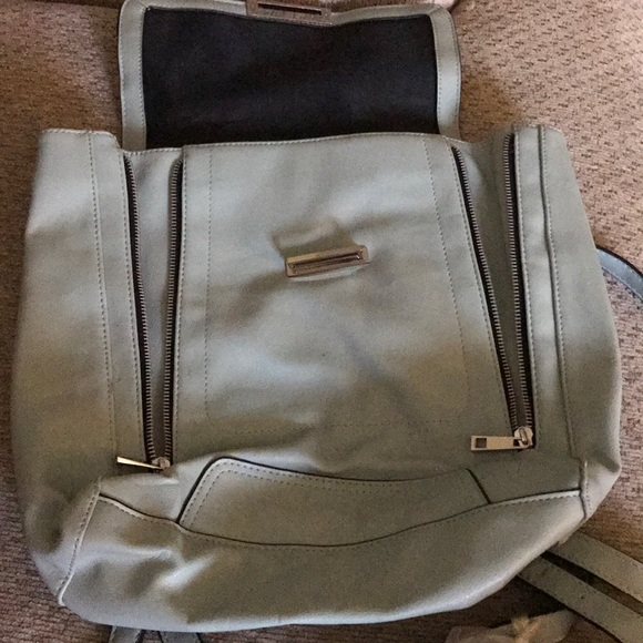 Backpack - Picture 2 of 4